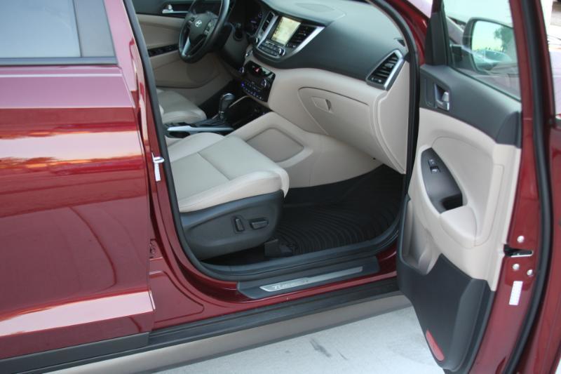 Hyundai Tucson Limited w/Ultimate Package AWD 2016