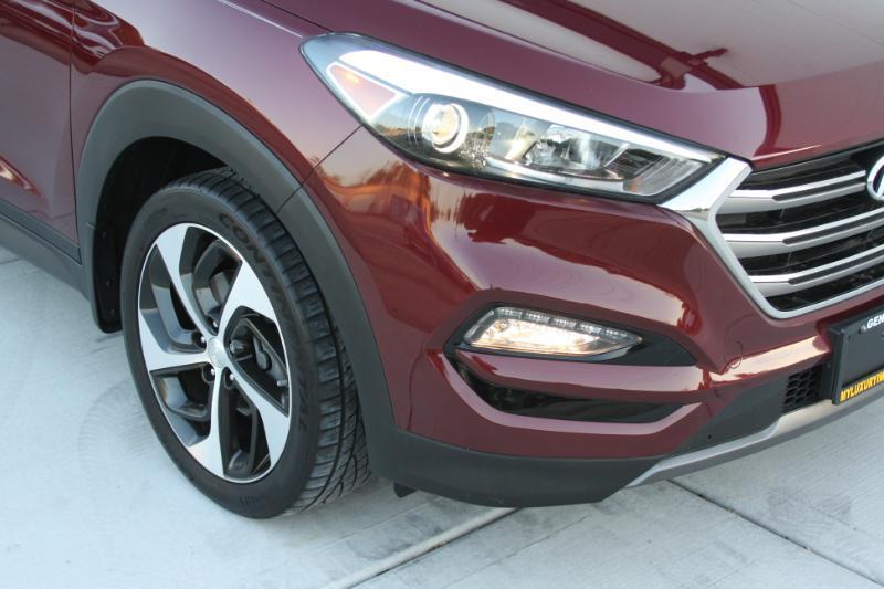 Hyundai Tucson Limited w/Ultimate Package AWD 2016