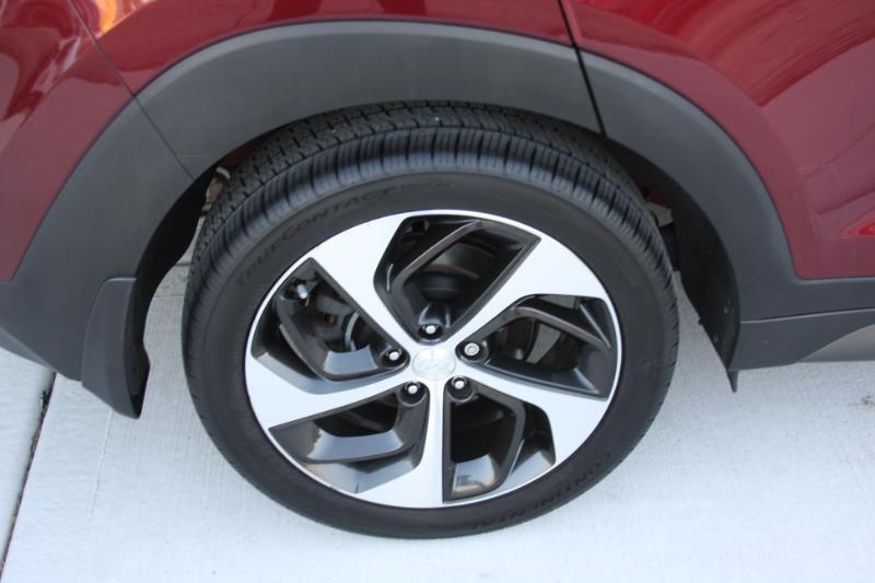 Hyundai Tucson Limited w/Ultimate Package AWD 2016