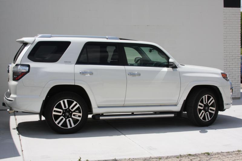 Toyota 4Runner Limited 4WD V6 2016