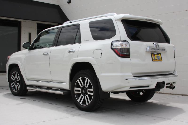Toyota 4Runner Limited 4WD V6 2016