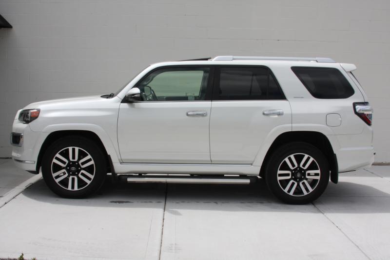 Toyota 4Runner Limited 4WD V6 2016