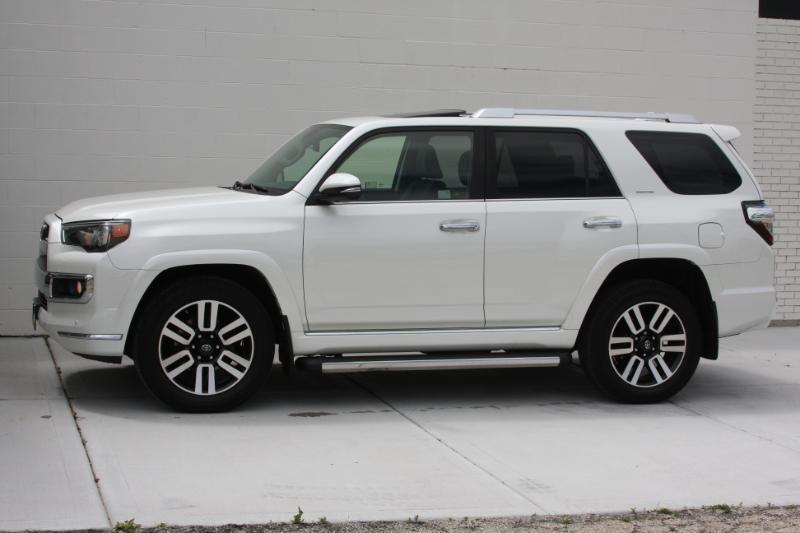 Toyota 4Runner Limited 4WD V6 2016