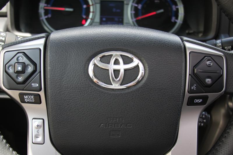 Toyota 4Runner Limited 4WD V6 2016