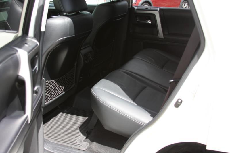 Toyota 4Runner Limited 4WD V6 2016
