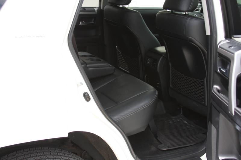 Toyota 4Runner Limited 4WD V6 2016