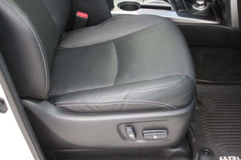 Toyota 4Runner Limited 4WD V6 2016