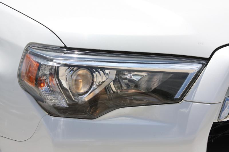 Toyota 4Runner Limited 4WD V6 2016