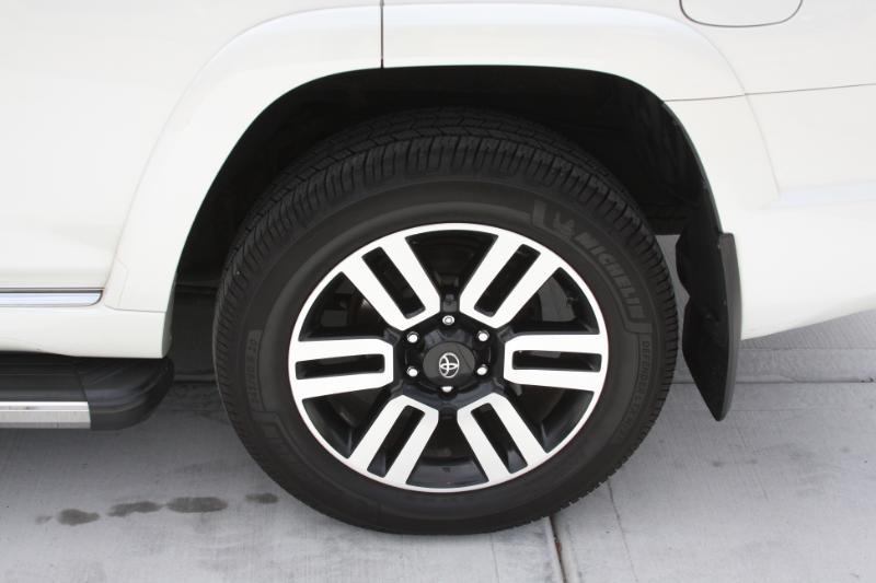Toyota 4Runner Limited 4WD V6 2016