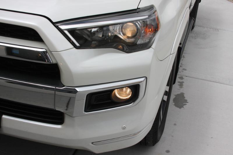 Toyota 4Runner Limited 4WD V6 2016