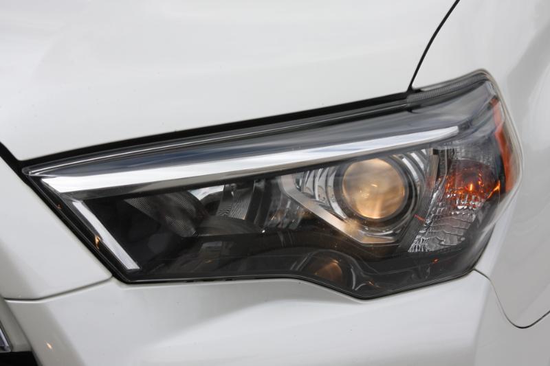 Toyota 4Runner Limited 4WD V6 2016