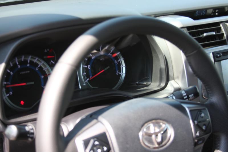 Toyota 4Runner Limited 4WD V6 2016