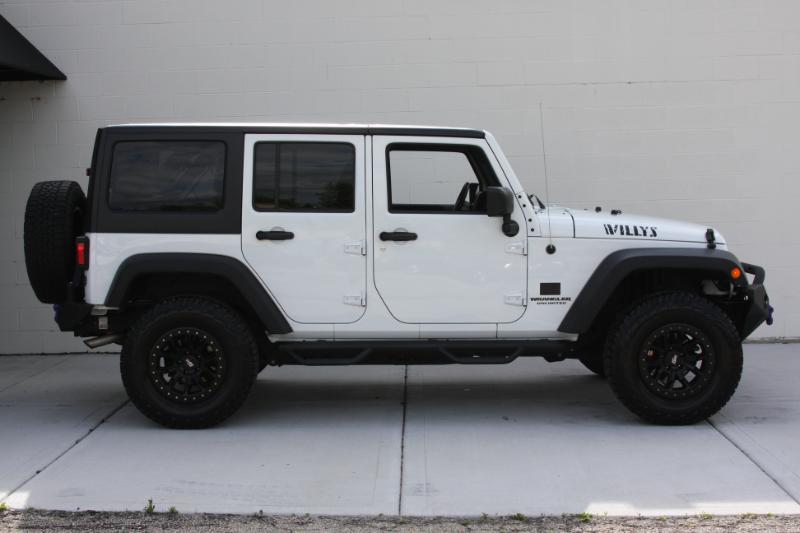 Jeep Wrangler Unlimited Sport 4WD 2017