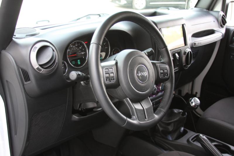 Jeep Wrangler Unlimited Sport 4WD 2017