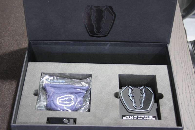 Ford Mustang Dark Horse 2024