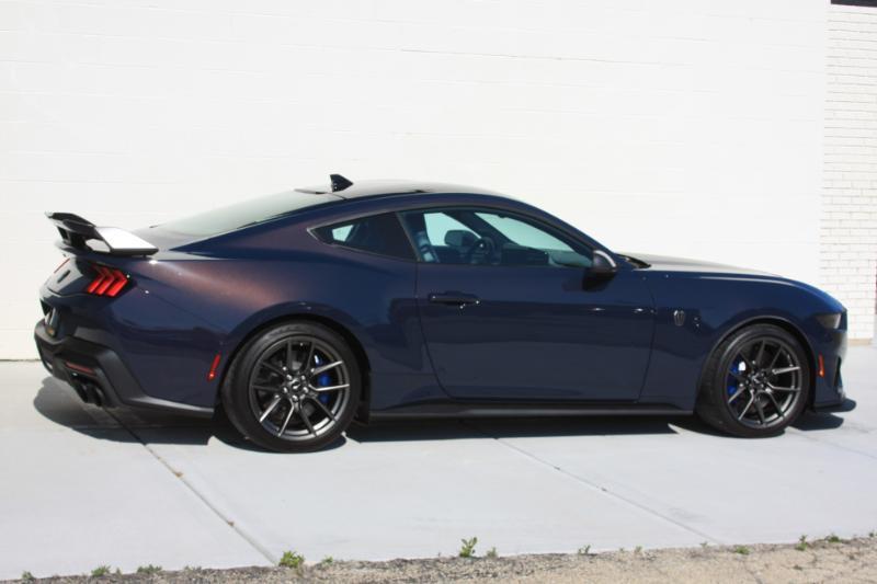Ford Mustang Dark Horse 2024