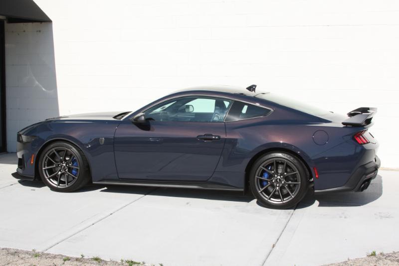 Ford Mustang Dark Horse 2024