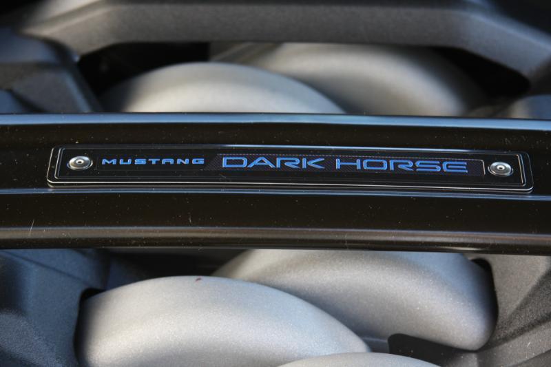 Ford Mustang Dark Horse 2024