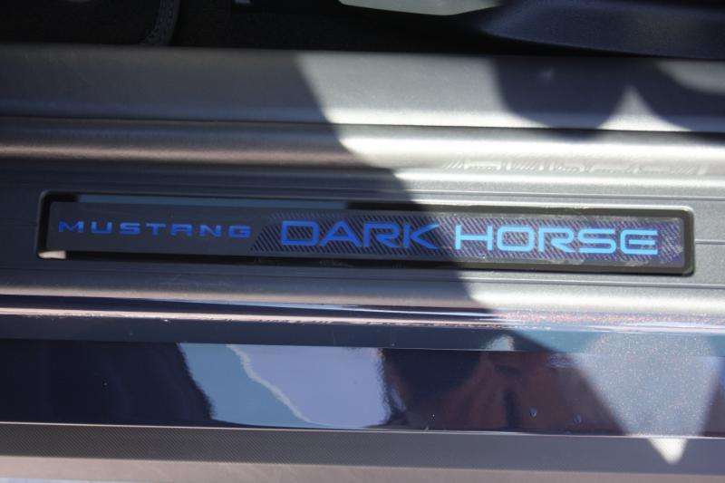 Ford Mustang Dark Horse 2024