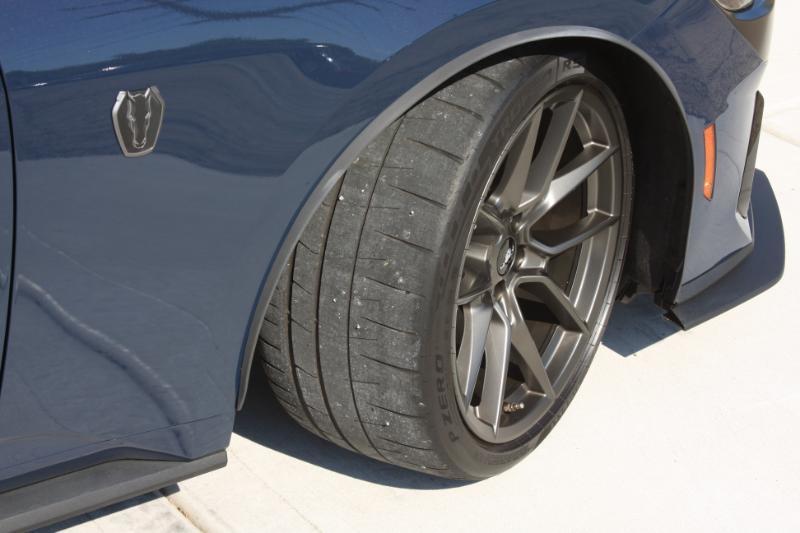 Ford Mustang Dark Horse 2024