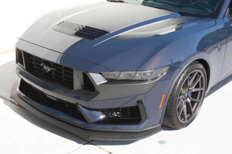 Ford Mustang Dark Horse 2024