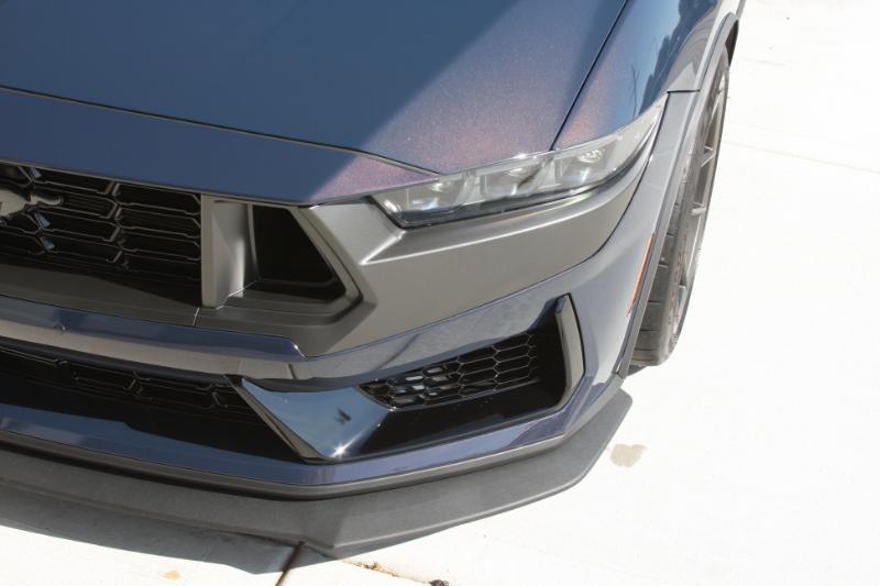 Ford Mustang Dark Horse 2024