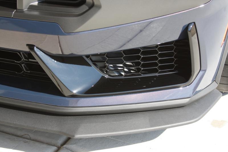 Ford Mustang Dark Horse 2024
