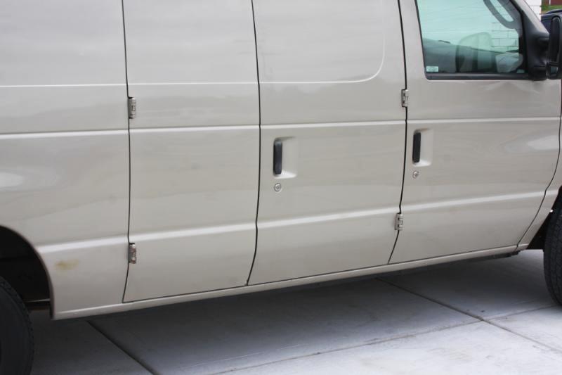 Ford Econoline E-150 2008