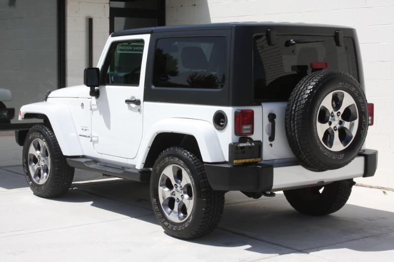 Jeep Wrangler Sahara 4WD 2016