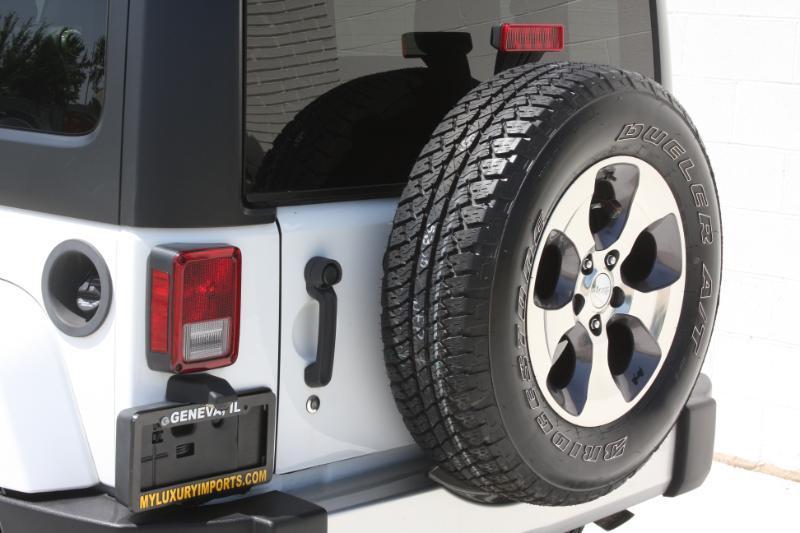 Jeep Wrangler Sahara 4WD 2016
