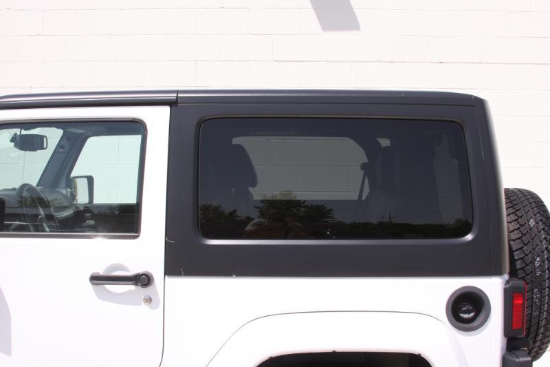 Jeep Wrangler Sahara 4WD 2016