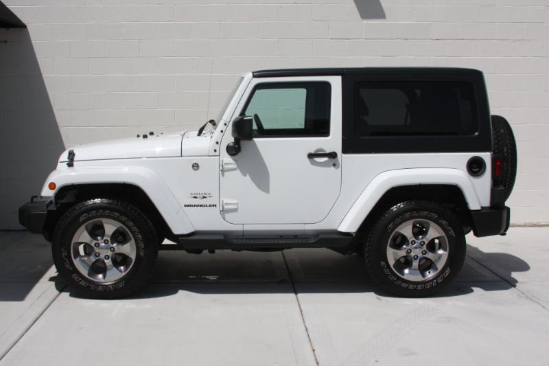 Jeep Wrangler Sahara 4WD 2016