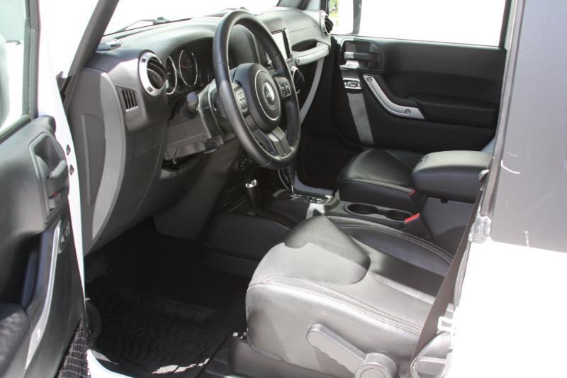 Jeep Wrangler Sahara 4WD 2016