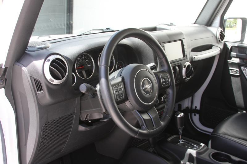 Jeep Wrangler Sahara 4WD 2016