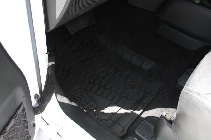 Jeep Wrangler Sahara 4WD 2016