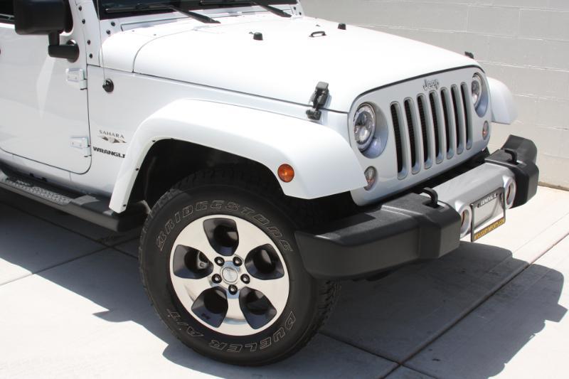 Jeep Wrangler Sahara 4WD 2016