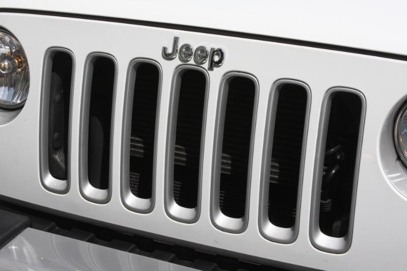 Jeep Wrangler Sahara 4WD 2016