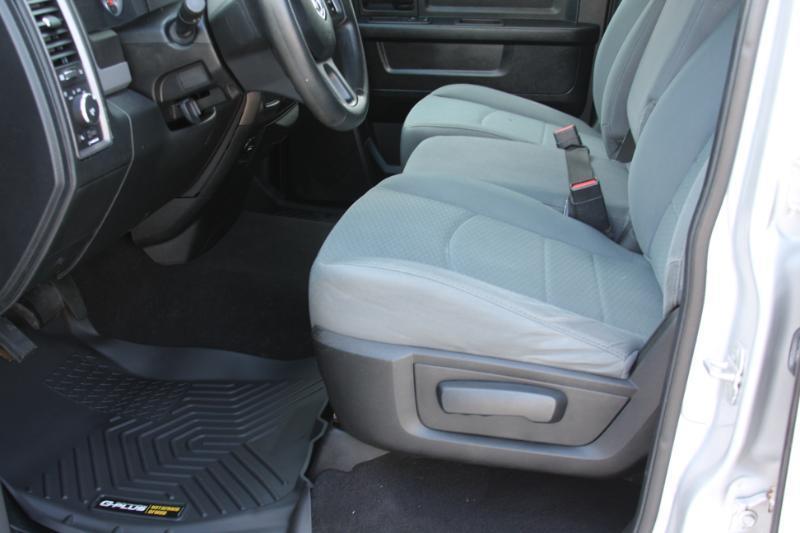 RAM 1500 Tradesman Quad Cab 4WD 2014