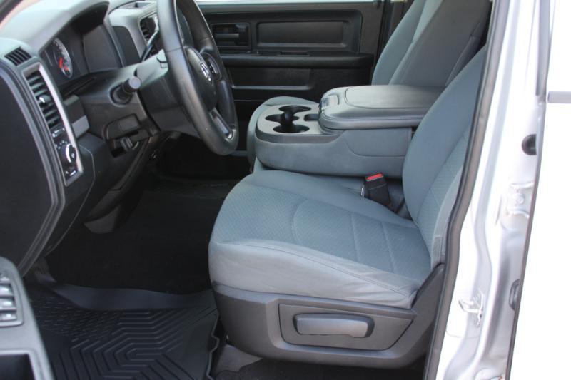 RAM 1500 Tradesman Quad Cab 4WD 2014