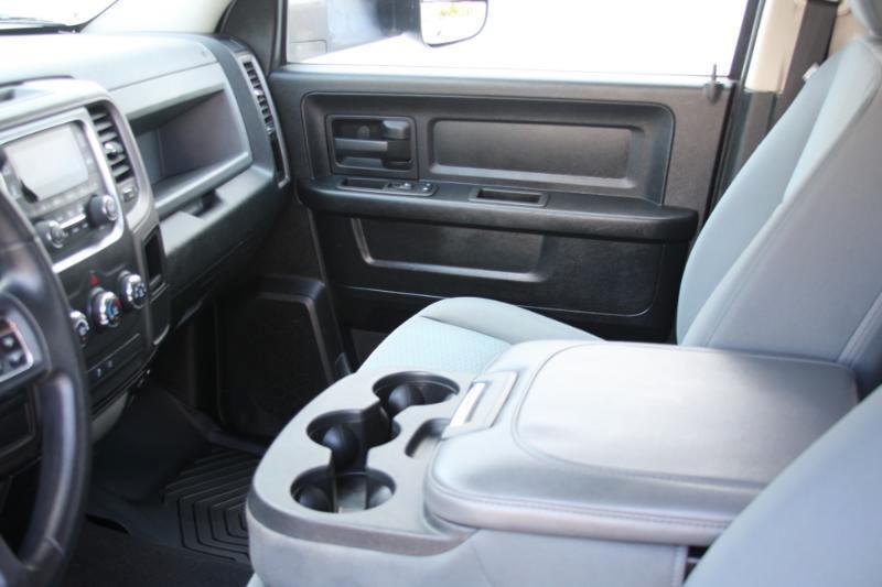 RAM 1500 Tradesman Quad Cab 4WD 2014