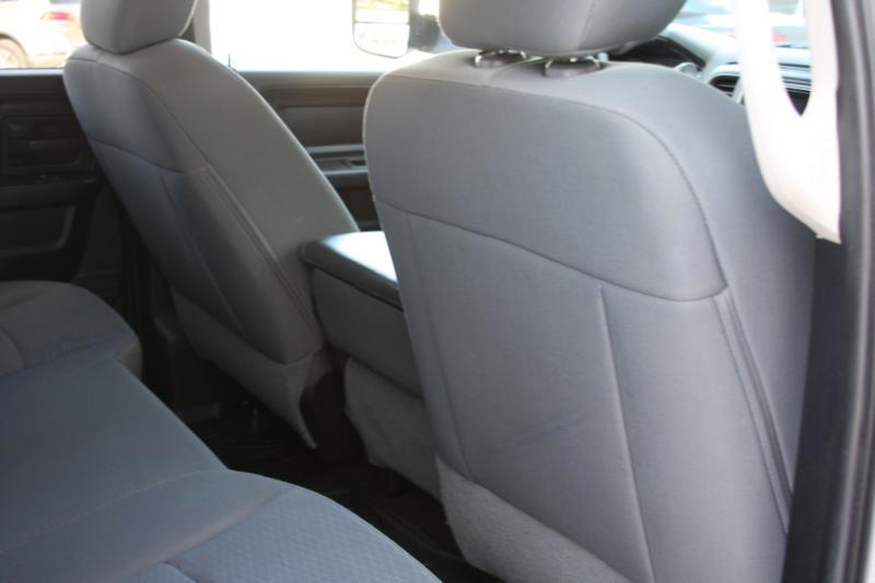 RAM 1500 Tradesman Quad Cab 4WD 2014
