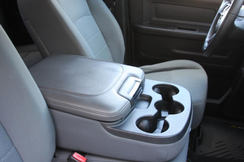 RAM 1500 Tradesman Quad Cab 4WD 2014