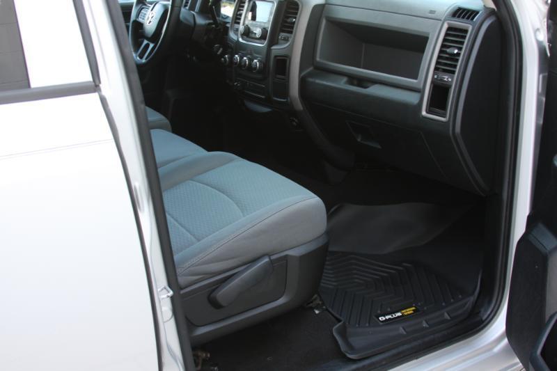 RAM 1500 Tradesman Quad Cab 4WD 2014
