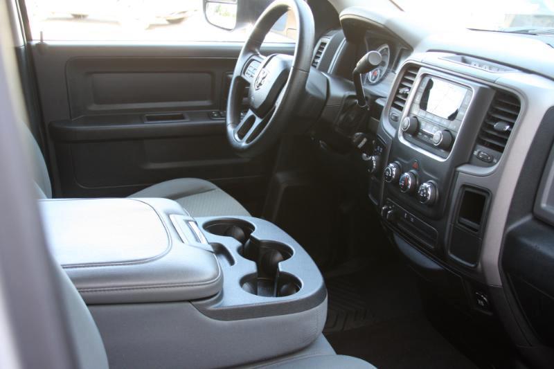 RAM 1500 Tradesman Quad Cab 4WD 2014