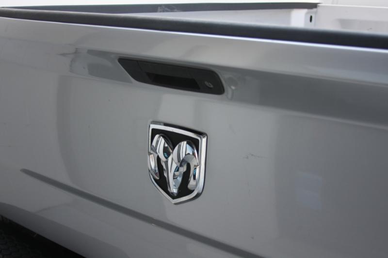RAM 1500 Tradesman Quad Cab 4WD 2014
