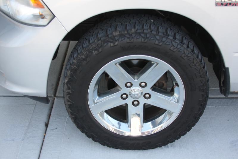 RAM 1500 Tradesman Quad Cab 4WD 2014