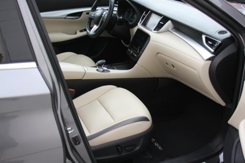 Infiniti QX50 ESSENTIAL AWD 2019