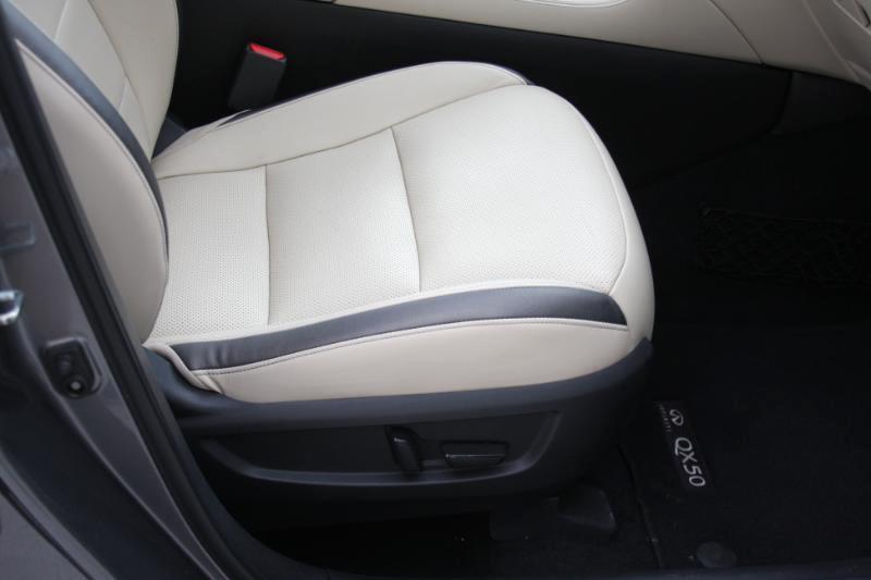 Infiniti QX50 ESSENTIAL AWD 2019
