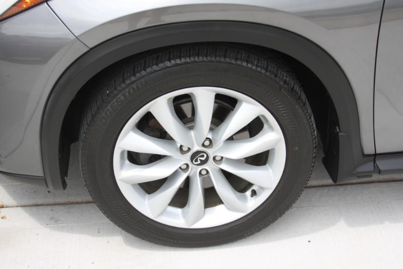 Infiniti QX50 ESSENTIAL AWD 2019