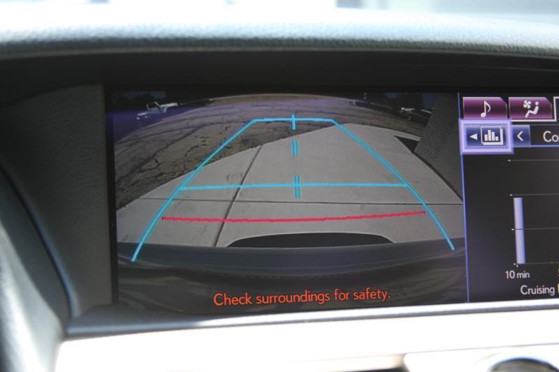 Lexus LS 460  2014